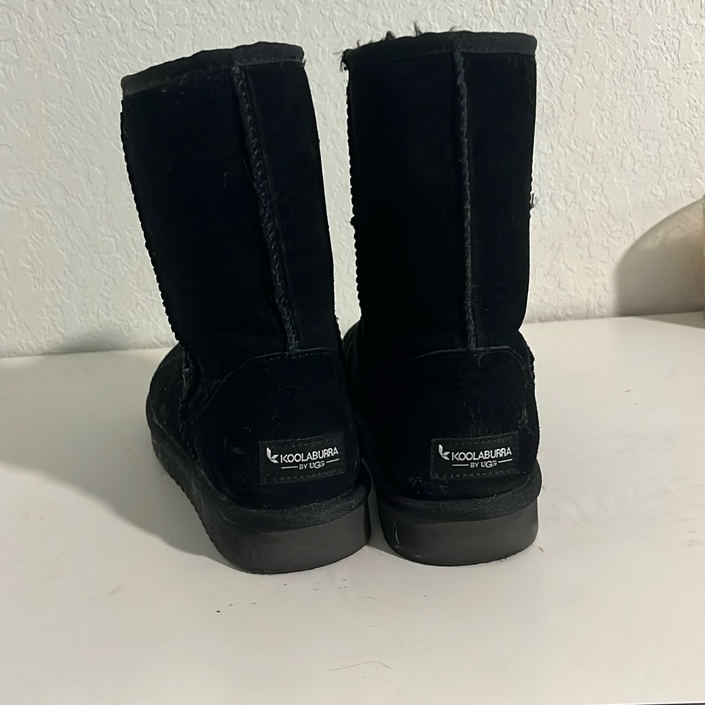 Black uggs